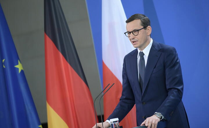 Premier Mateusz Morawiecki podczas konferencji prasowej / autor: PAP/Marcin Obara