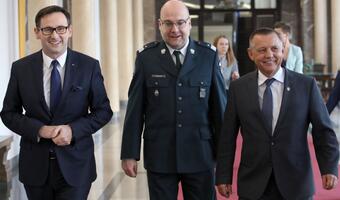 Orlen  i KAS walczą z mafią paliwową