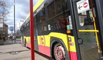 Bijatyka w autobusie! Pasażer pogryzł kierowcę!
