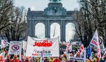 Unijny przemysł przeciwko chińskiemu dumpingowi i uznaniu Chin za gospodarkę rynkową