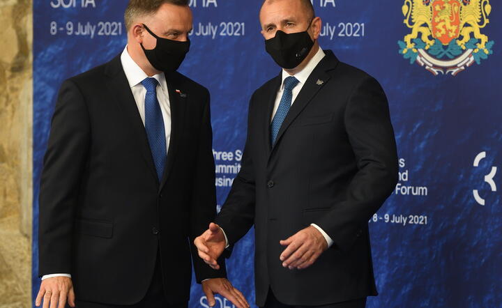 Prezydent Rumen Radew wita Andrzeja Dudę / autor: PAP/EPA