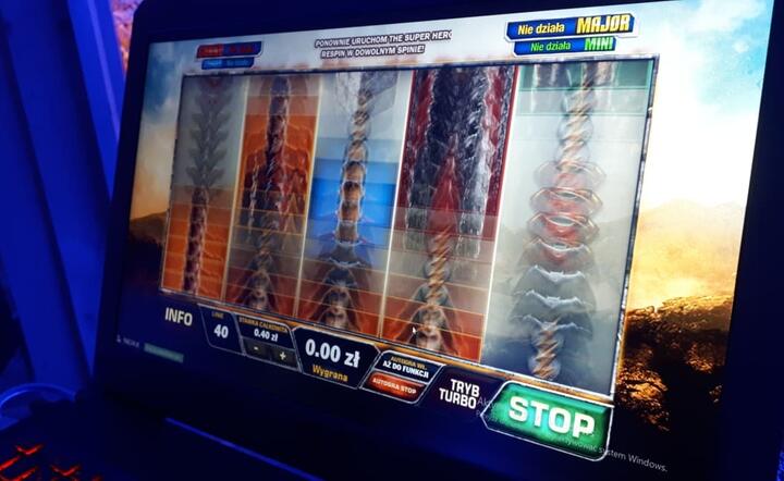 Total casino 1 / autor: Fratria