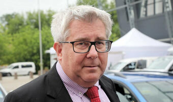 Czarnecki: od początku inwazji Rosję opuściło 400 tys. osób