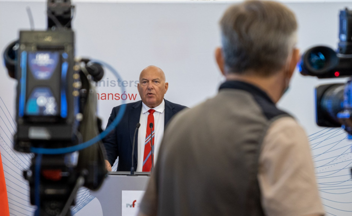 Podatkowa rewolucja: 9 mln osób „przestanie płacić podatek PIT”!