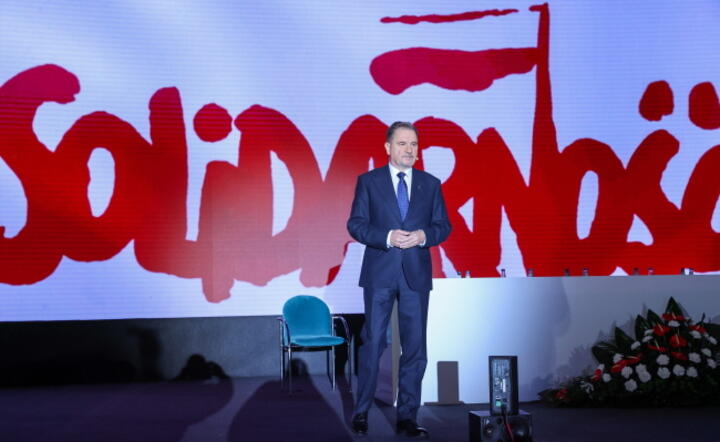 Przewodniczący NSZZ "Solidarność" Piotr Duda na 31. Krajowym Zjeździe Delegatów NSZZ "Solidarność" w Centralnym Ośrodku Sportu w Spale, 19 bm / autor: PAP/Marian Zubrzycki