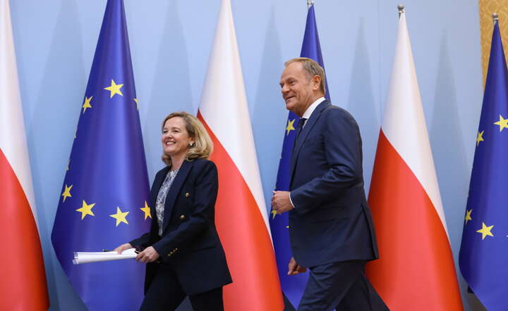 Nadia Calvino i Donald Tusk na konferencji w Warszawie / autor: PAP/Leszek Szymański