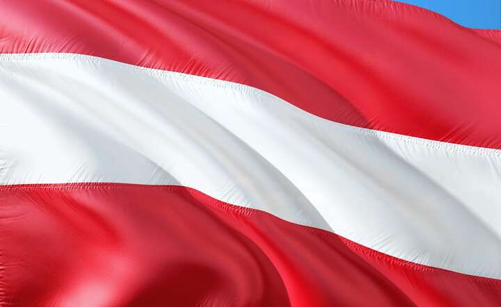 Austria też musi dotować obywateli