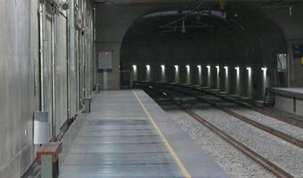 Londyn: Strajk metra sparaliżuje miasto