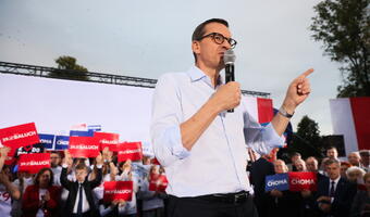 Premier: ściągniemy inwestycje do średnich miast