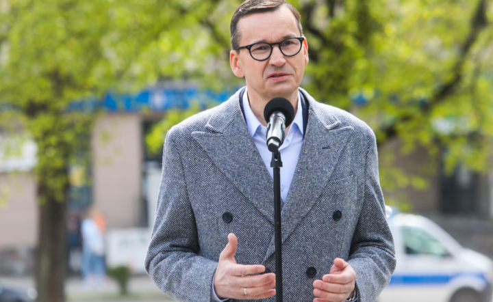 Premier Mateusz Morawiecki podczas wizyty Olecku / autor: PAP/Artur Reszko
