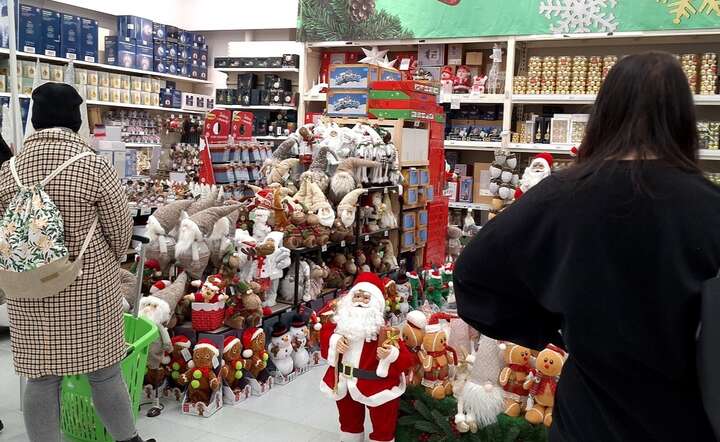 Cena króluje przy świątecznych zakupach