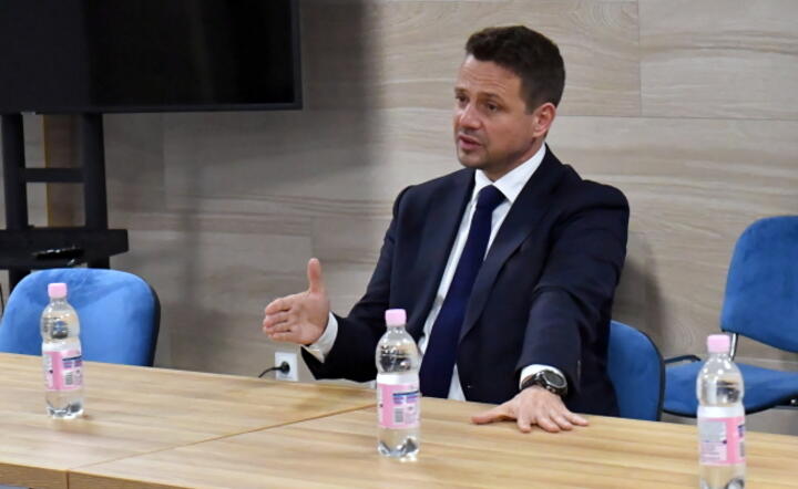 Rafał Trzaskowski chce zatrzymania budowy przekopu Mierzei Wiślanej / autor: PAP/ Marcin Bielecki