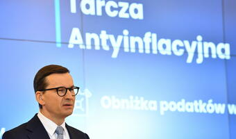 Premier: Niższe podatki i tarcza antyinflacyjna wpłyną na spadek cen