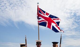 Theresa May zawarła umowę z Demokratyczną Partią Unionistyczną. Cena poparcia rządu to miliard funtów