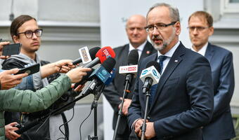 Niedzielski: czwarta fala pandemii rozwija się