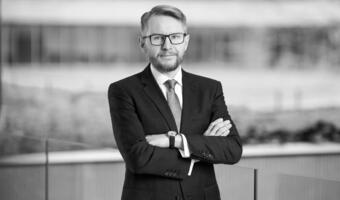 Gospodarka przyszłości to gospodarka oparta na telekomunikacji i AI