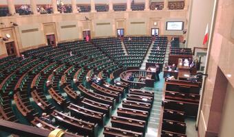 W Sejmie ważne posiedzenie dotyczące podatków. Zainteresowanie posłów - nikłe