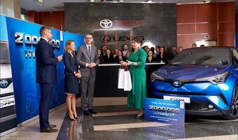 2-milionowa hybryda Toyoty sprzedana w Polsce