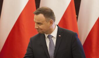Prezydent wręczył odznaczenia państwowe