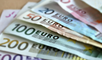 Finlandia: Rosjanie zakopują euro w przygranicznych lasach