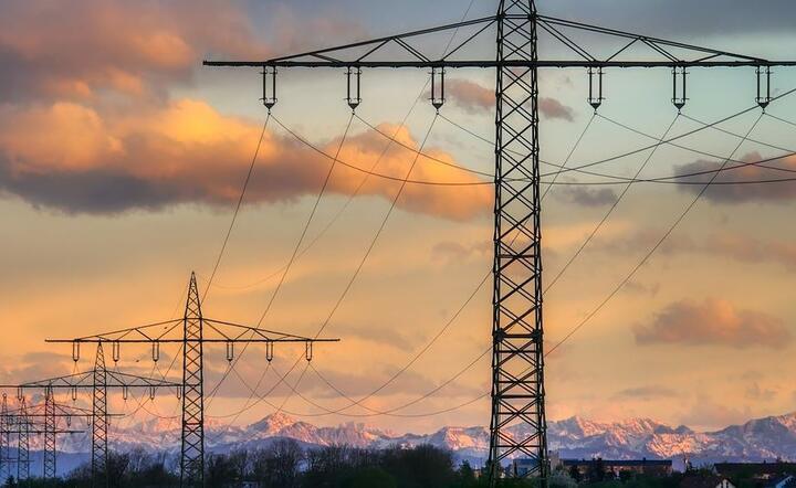 Linie energetyczne / autor: Pixabay