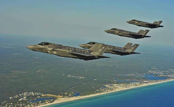 Według Politico cła w USA mogą zaszkodzić sprzedaży amerykańskich myśliwców F-35 na świecie / autor: Pixabay
