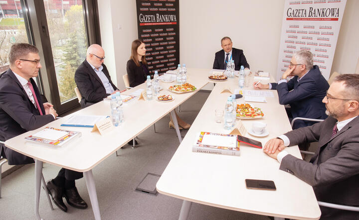 debata „Przewlekła choroba nerek, cukrzyca i choroba otyłościowa. Koszty rozwoju cywilizacyjnego, którym można zapobiec” / autor: Fratria