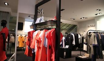 Tani Armani. Skąd pochodzą ubrania, które nosisz?