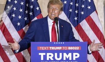4 mln dol. w ciągu 24 h. Tak Trump zarobił na procesie