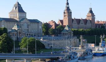 Pierwsze tankowanie statku LNG w Szczecinie