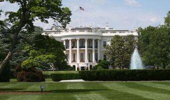USA przed wyborami - nieznaczna przewaga Baracka Obamy