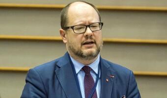 Islamscy imigranci jednak do Polski nie trafią? Szef MSWiA pacyfikuje włodarzy z PO