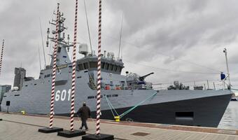 Do służby wchodzi ORP "Kormoran"