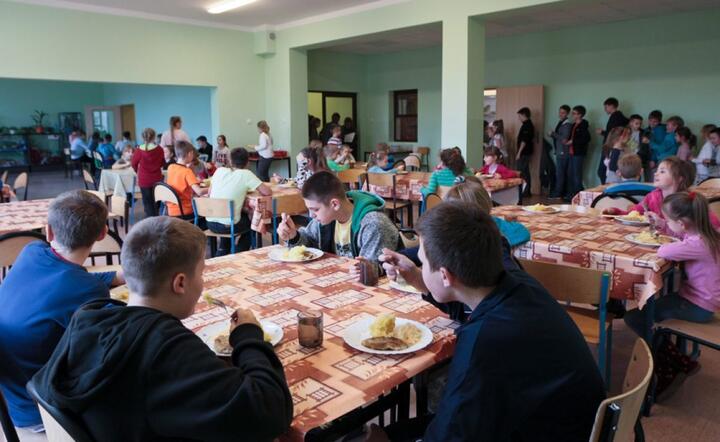 szkolna stołówka / autor: TVP Info
