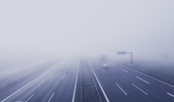 Na drogach mgła, śnieg z deszczem gołoledź. Sprawdź gdzie