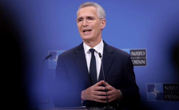 Sekretarz generalny NATO Jens Stoltenberg / autor: PAP/EPA/OLIVIER MATTHYS