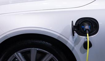 Co czwarty Polak myśli o zakupie auta elektrycznego