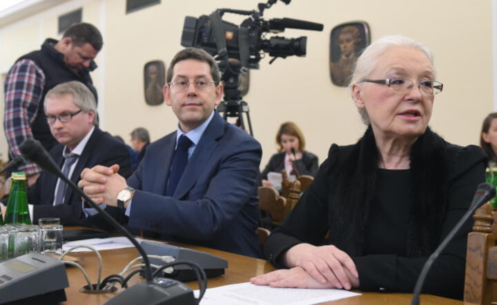  Eryk Łon, prof. Cezary Wójcik i prof. Grażyna Ancyparowicz - kandydaci RPP na przesuchaniu sejmowej Komisji Finansów Publicznych fot. PAP/Radek Pietruszka 