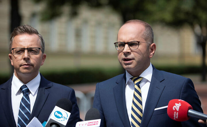 Chcieli spuścić bombę na PiS, znaleźli...
