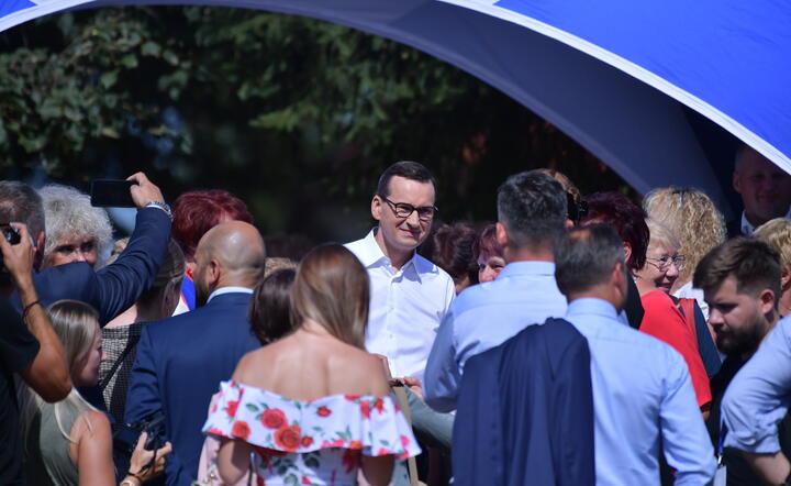 Mateusz Morawiecki w Siennicy / autor: PAP