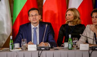 Morawiecki o rajach podatkowych: nie chowajmy głowy w piasek