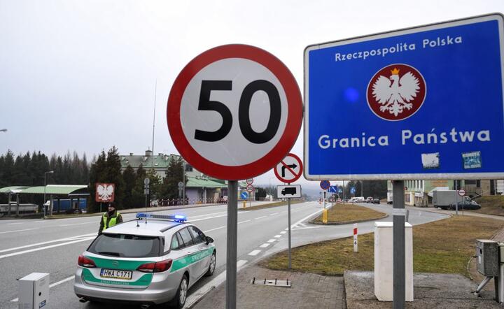 Kontrola sanitarna  / autor: PAP/Darek Delmanowicz