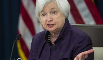 Dolar słabnie, bo Fed nie podniósł stóp