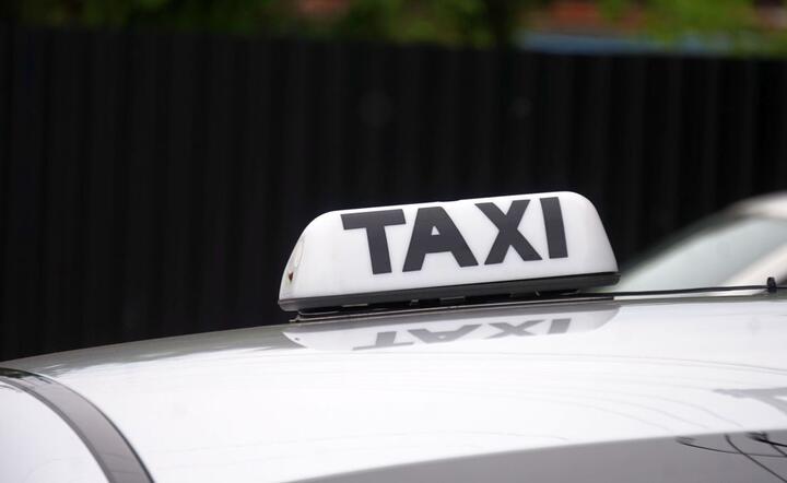 Taxi bez kierowcy trzeba dopracować