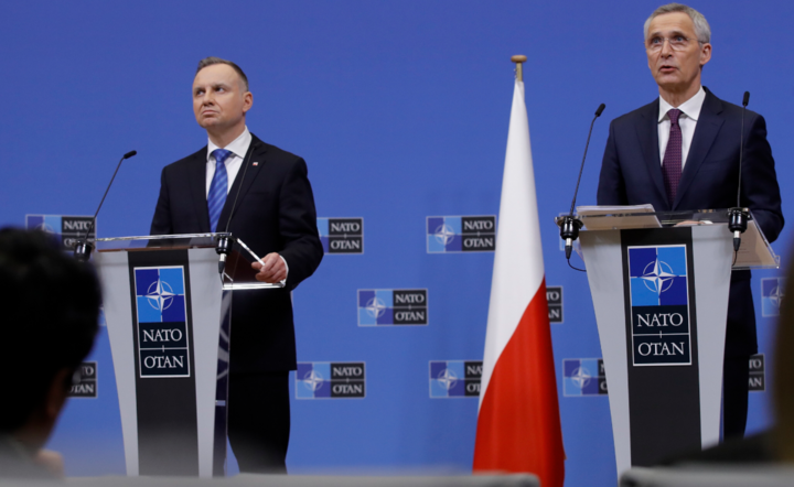 Prezydent Duda i Sekretarz Generalny NATO Stoltenberg / autor: PAP/EPA/OLIVIER HOSLET