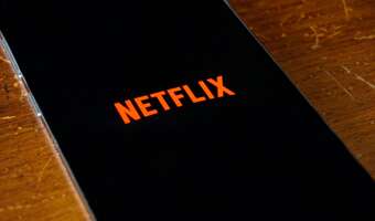 Netflix wygrał wyścig o przejęcie WarnerBros. Discovery