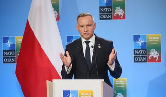 Prezydent  mówi o użyciu broni nuklearnej