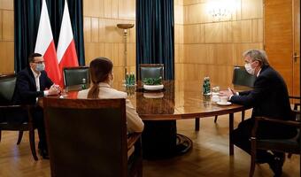 Władze związków sportowych z przedłużonymi kadencjami