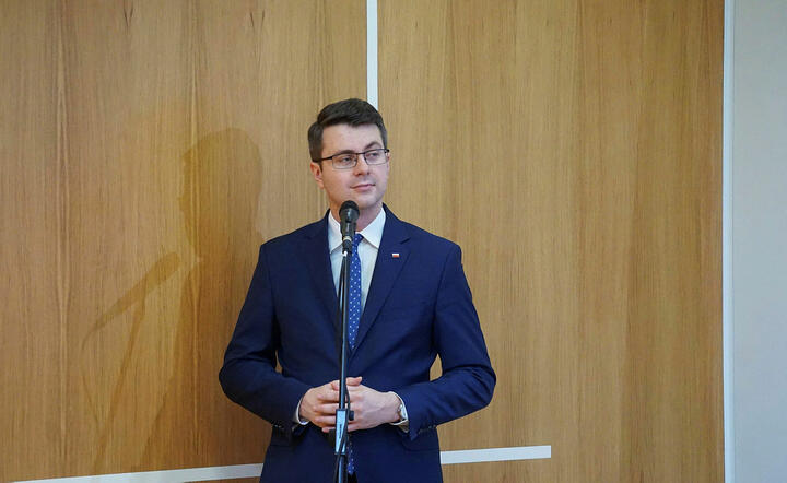 Rzecznik rządu Piotr Müller / autor: Fratria