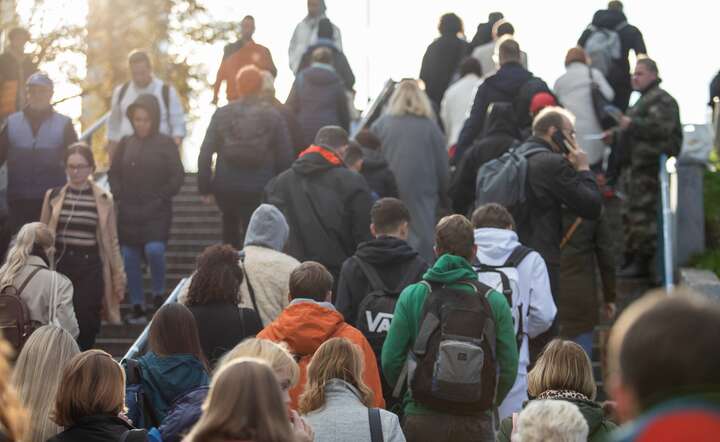 Zwolnienia grupowe przyspieszają